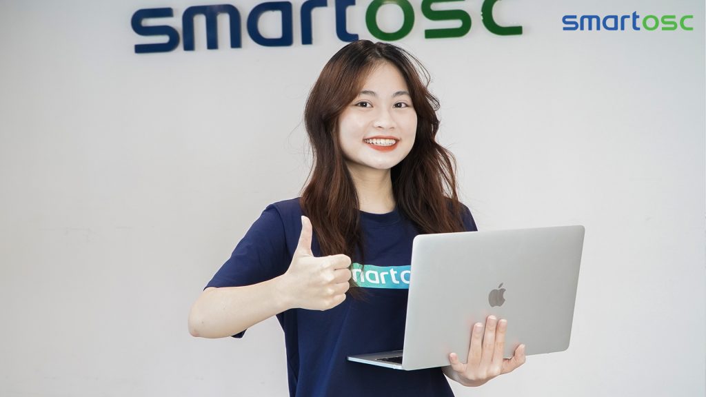 Nữ học công nghệ thông tin ra làm gì