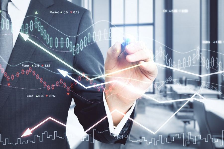 chuyên gia phân tích tài chính